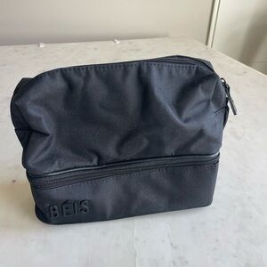 Beis Dopp Makeup Bag
